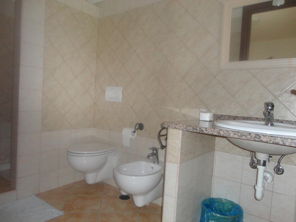 Camera Matrimoniale con Bagno Privato